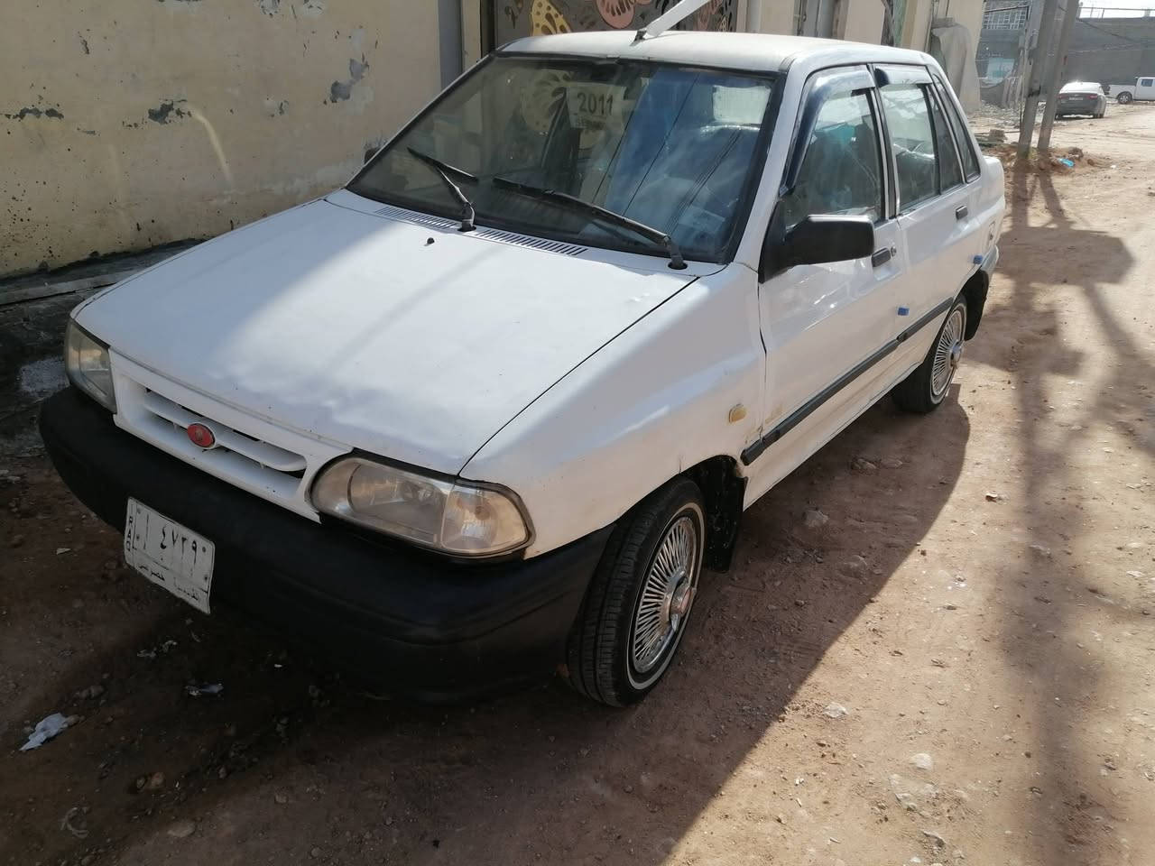 سايبه مديل ١١ للبيع او مراوس رقم قادسيه سياره كلشي مابيهه بس المكينه بيهه تنقيص *********** مداور ثاني يوم سعر ٣٠ وبيهه مجال
