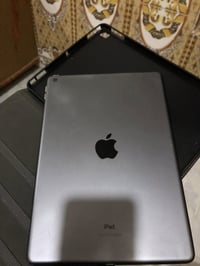 ايباد ٧ • ٣٢ • بطارية ٧٠٪
