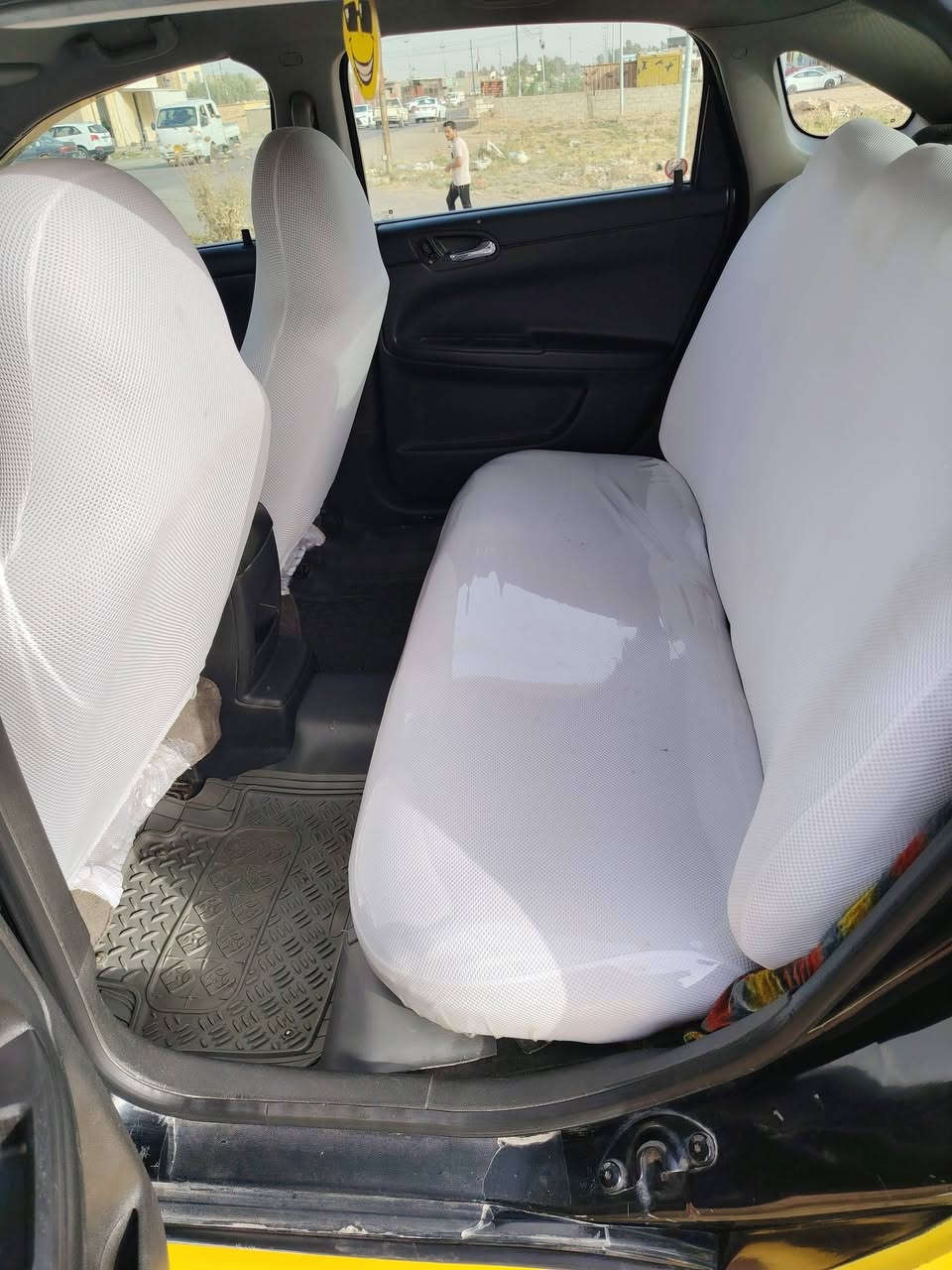 امبالا 2009للبيع السعر 65 وبيه مجال قليل رقم دولي جاهزة الشغل باسمي ***********
