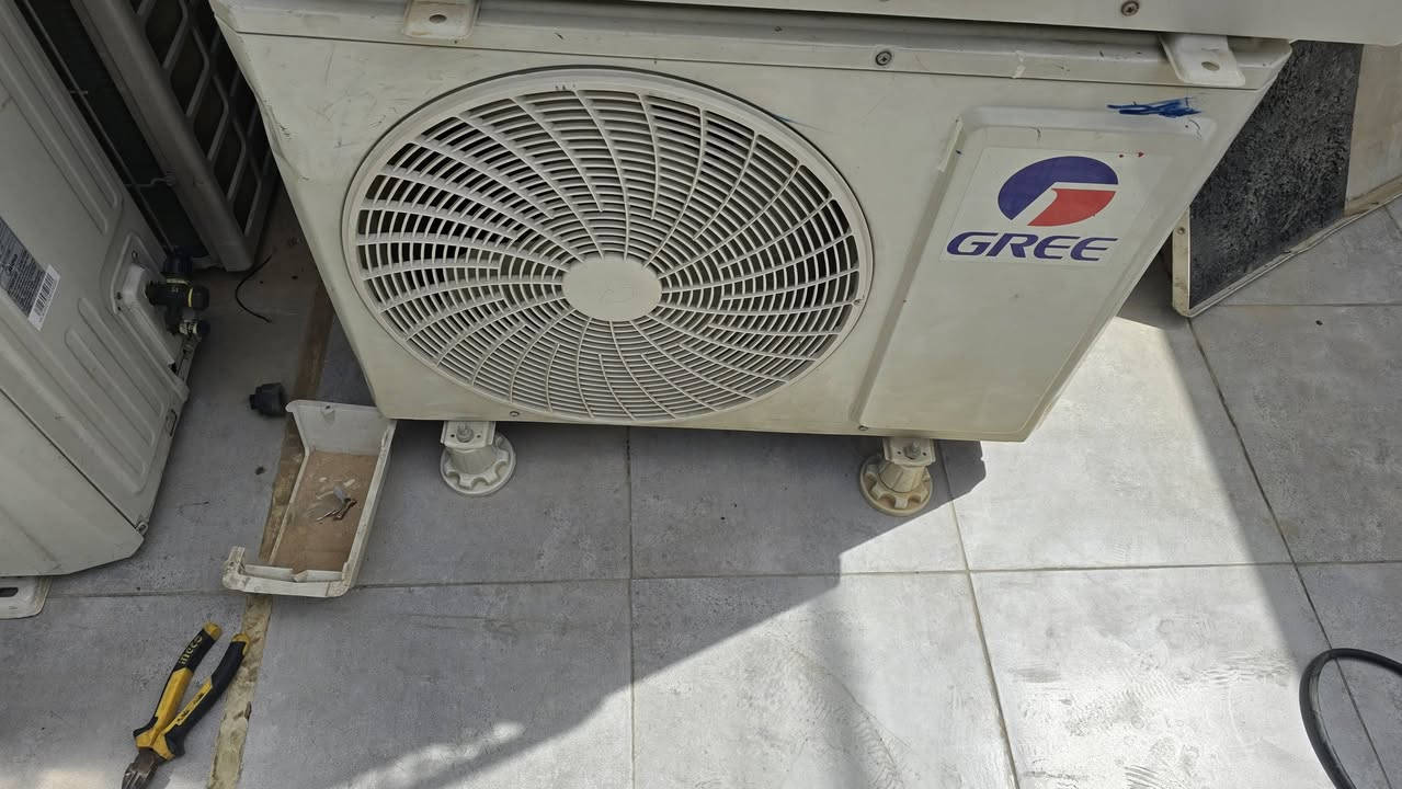 سبالت للبيع
ميديا ٣طن غاز ٤١٠ موديل٢٣ السعر ٩٠٠
كري طن ونص غاز ٤١٠ موديل ٢٣ السعر ٤٢٥
الاستفسار ***********
@إشارة
