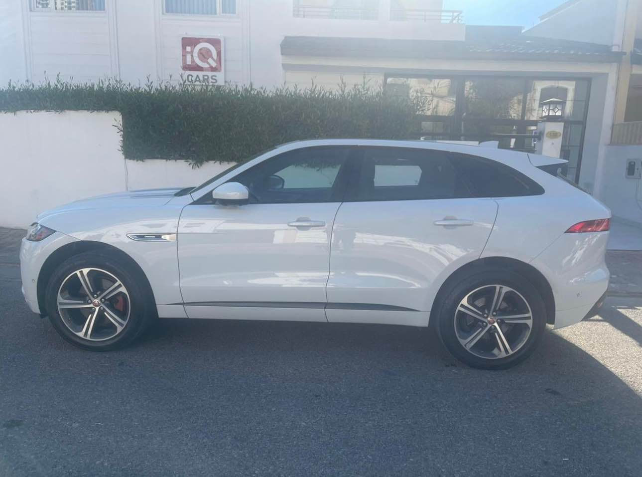 Jaguar F-Pace R-Dynamic First Edition 2017
كلين تايتل
فل مواصفات
ماشية 45000 مايل
كوشن كهرباء
تدفئة كوشن
ستيرنغ كهرباء
تدفئة ستيرنغ
كاميرا 360 درجة
رادار 360
محرك V6 ‏3.0 لتر سوبر تشارج
0–100 خلال 5.0 ثواني أربيل, العراق


**إذا كنت صاحب هذا الإعلان وتريد حذفه لأي سبب، رجاءا أرسل رسالة إلى الدعم الفني**