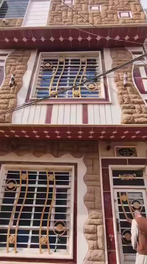 سلام عليكم اخوانه الأعزاء 
دار المساحه 50متر
نوع العقار طابو زراعي سند 25
العنوان كربلاء البوبيات عمود 90
للاستفسار 
***********
