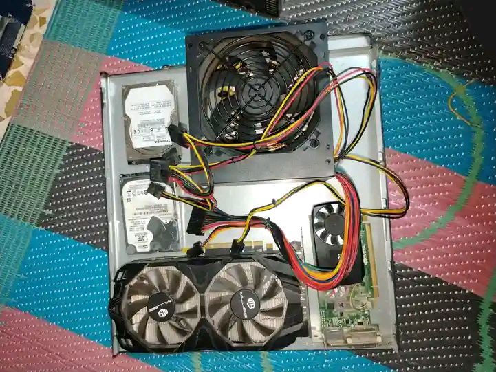 السلام عليكم
قطع حاسبة للبيع 
كلهن شرط الشغل 
عدا الرام الاسود فحم 
بور 650واط بي منفذ كرت شاشة
كروت
rx 580 8gb
quadro k620 2gb
رامات
curcel 4gb ddr3
markvision 8gb ddr3
هاردات
wd black 1TB
toshiba 320 gb
السعر 80 للكل أو مراوس لابتوب أو اكسبوكس


**إذا كنت صاحب هذا الإعلان وتريد حذفه لأي سبب، رجاءا أرسل رسالة إلى الدعم الفني**