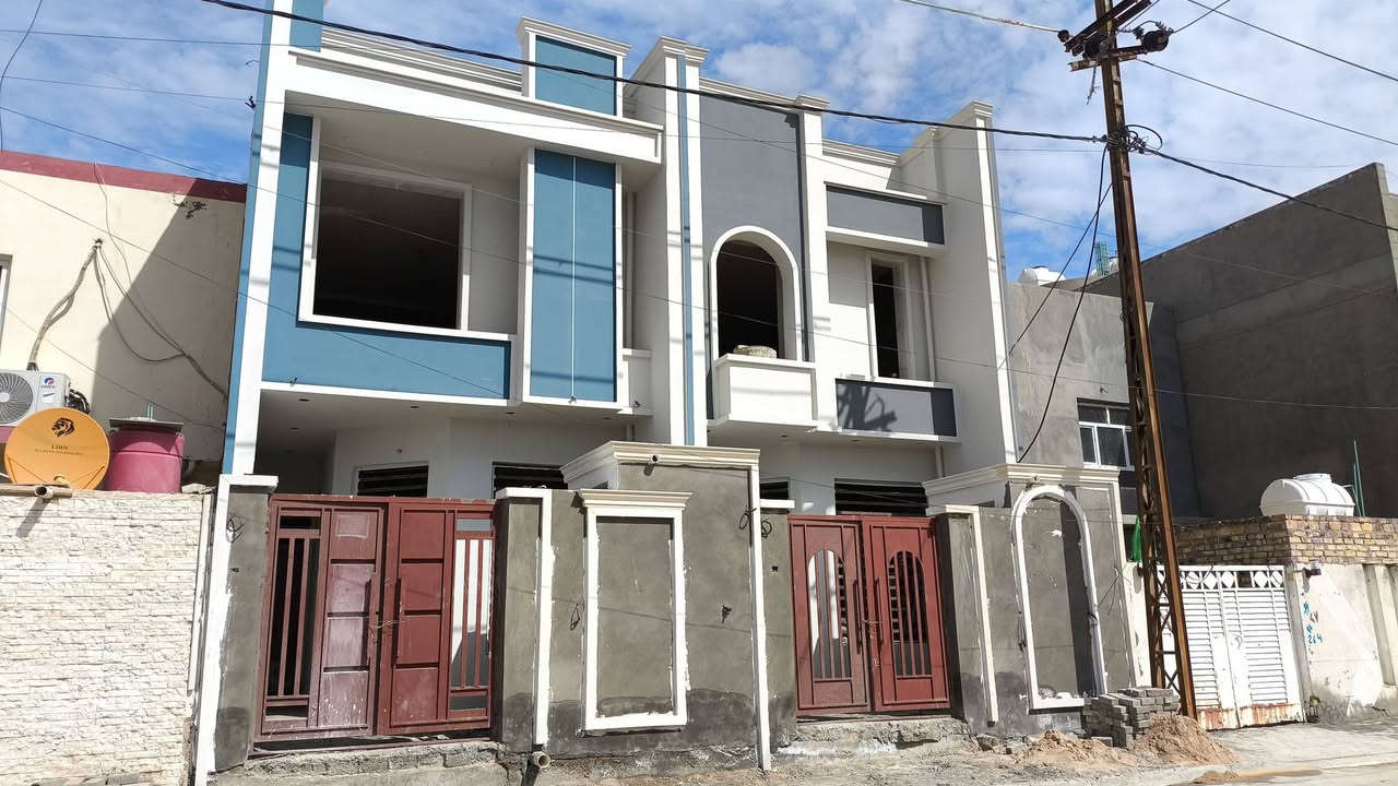 🔥 فرصة استثمارية مميزة 🔥
🏡 دار عدد (2) للبيع
📐 مساحة الدار الواحد: 115 متر
✨ التفاصيل:
3 غرف نوم
صالتين
مطبخ
استقبال
3 مجاميع صحية (داخل وخارج)
📍 الموقع: حي الفرات – مقابل مدرسة المتميزات
📌 موقع ممتاز ومرغوب للسكن
📞 للاستفسار والحجز:
***********
