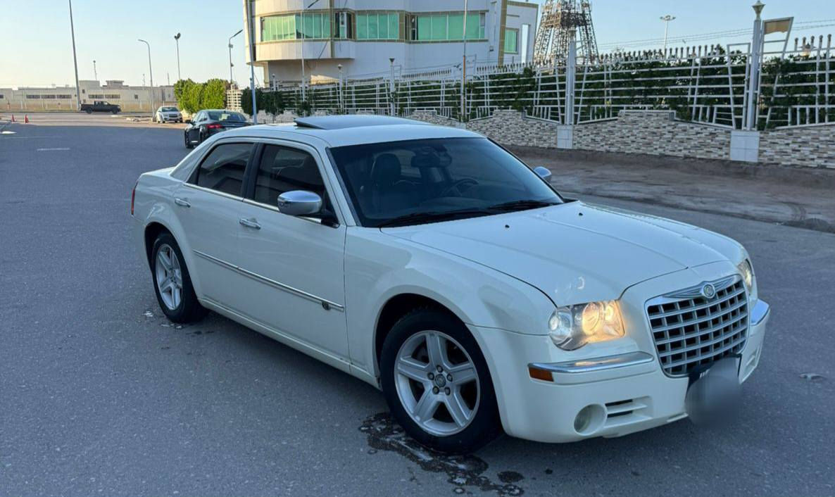 📌_ادوات _ #كرايسلر_موديل 2009_C300  5.7L فول 1/1 🔥 دخول جديد #بدون_كصه_كفالـــه_السعر_73 المكان: البصرة للاستفسار  وتساب + اتصال  غير متواجد على الفيس بوك ابو عباس *********** - ***********
