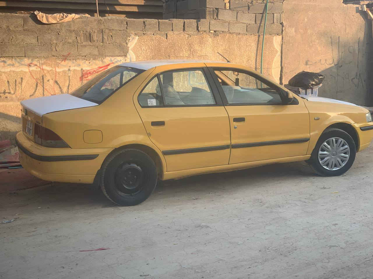 السلام عليكم سمند 2012
سياره خير من الله تخم تايرات باتري جديد حداديه كامله كير و محرك كورلا 1600 مصفره هيه و غرامات رقم جديد انكليزي السعر 38 وبيه مجال 
للأستفسار ***********
