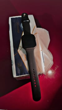 ساعه ابل نايك بطاريه 87 جديده  (جيل 7) وياه درع وسيره الاصلي وبعد واحد...