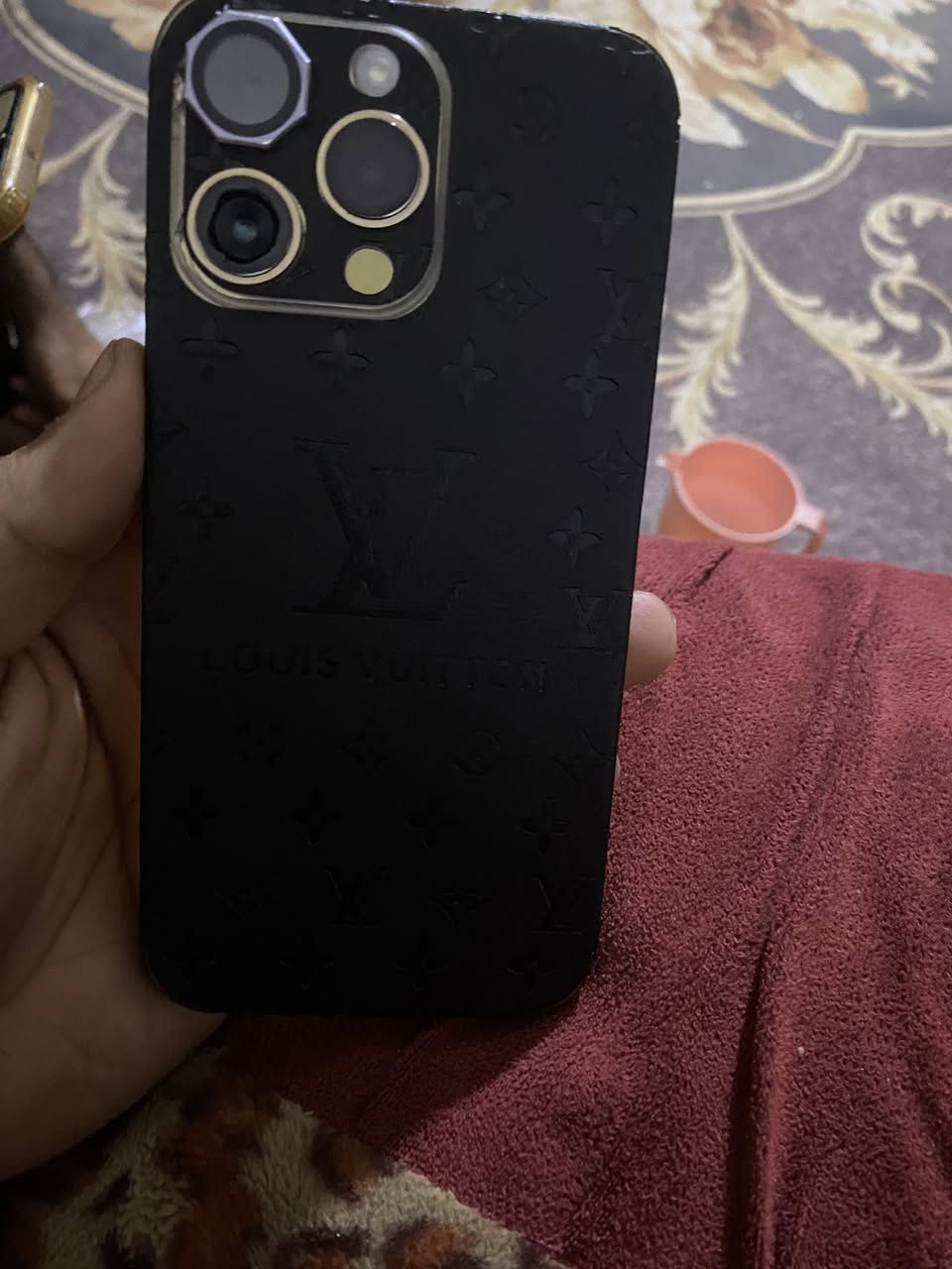 السلام عليكم 14 برو ماكس دبل سيمكارت جهاز مبدل شاشة نوعية زينه والضهر مكسور ومغلفه مثل ماموضح بلصور بطارية حقيقي 85 فيس ايدي شغال السعر 675 وبيه مجال قليل حك الجية ***********
