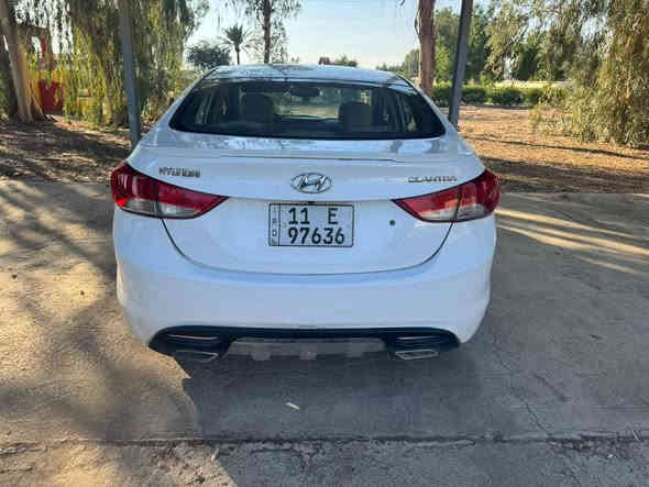 السلام عليكم 
النترا للبيع موديل ٢٠١٤  باسمي
محرك ١٦٠٠ 
بيها مكانات صبغ اني ابيع حزام 
كير ومحرك وتبريد كفولات 
حدادية صدر جديده
تخم تأير جديد
شاشة تسلا
كامره خلفيه وأمامه
تحكمات ستيرن
ارضيه جلد
السياره كامله مناقصها شي 
السعر ١٠٠ وبيها مجال 
***********
