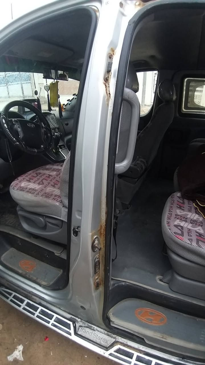 ستاركس البيع مديل  2009 اتمتيك   سعر  135  بيه مجال رقم  ***********
