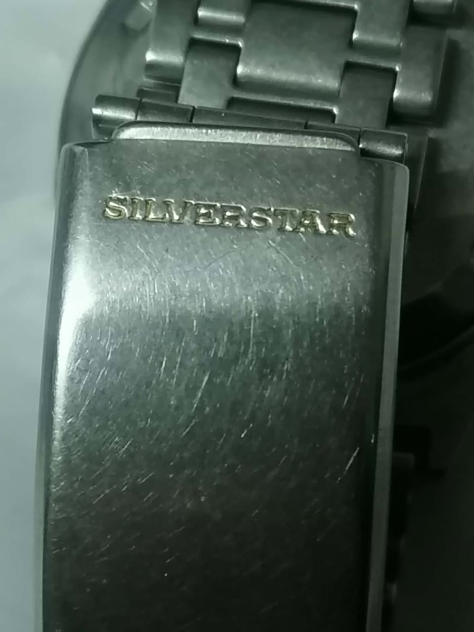 للبيع ساعة ستزن ياباني اصلي شغالة وقت مضبوط انتاج الثمانينات نضافة تامة . تفاصيل خاص.


**إذا كنت صاحب هذا الإعلان وتريد حذفه لأي سبب، رجاءا أرسل رسالة إلى الدعم الفني**