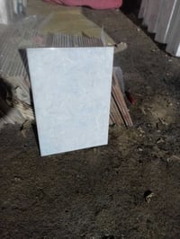 سيراميك جداري جديد للبيع 07810163487