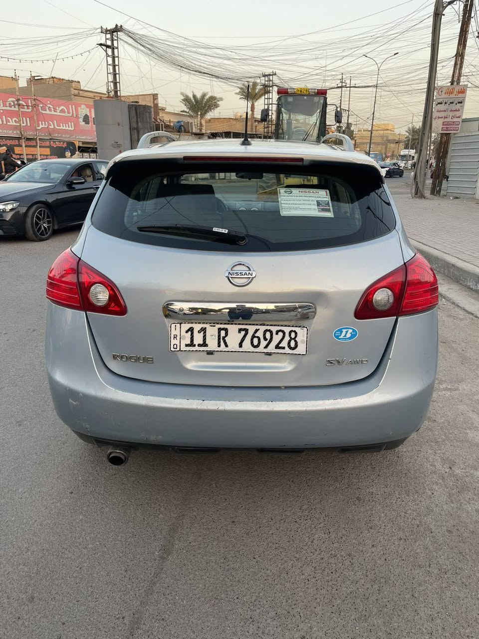 السلام عليكم نيسان روج 2013 مكفوله من الصبغ عده الجاملغ الأمامي مكينه 2400 دوش كير ومكينه لاصرف ولا بخار صدر تايرات تبريد كله جديد مواصفات فتحه تحكم جهتين حاكيه كشن كهرباء مري كهرباء يدات نيكل شاشه كامره دواره حساسات صندوك بصمه السياره جاهزه من كلشي مكانها بغداد السعر 79 وبيها مجال ***********
