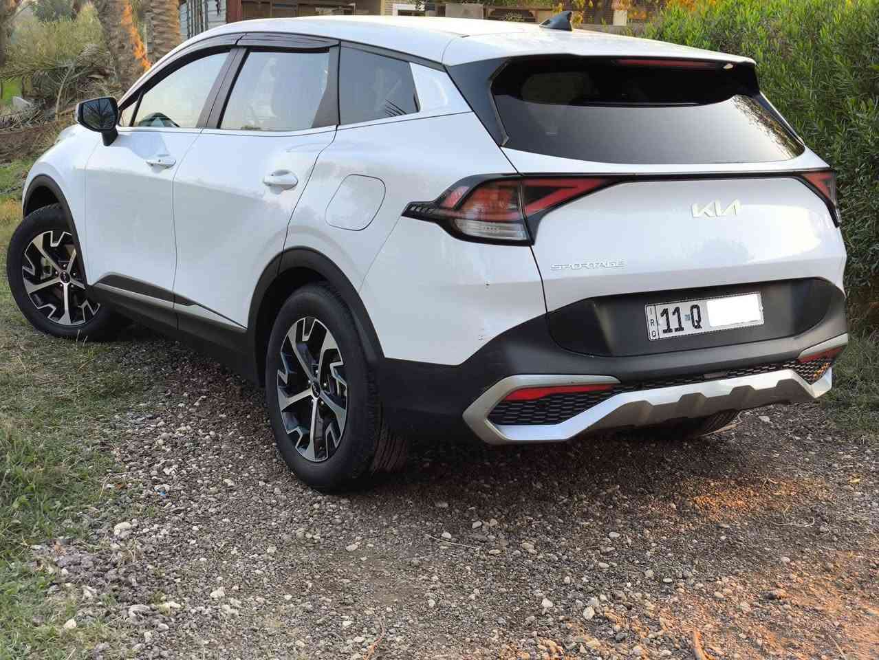 سلام عليكم 

موصفات 

بصمه تشغيل 

تشغيل عن بعد

 كشنات جلد 

قطعتين تبريد 

محرك 2500 تنفس طبيعي 

لايت زينون 

بك لايت LED

رادار امامي وجانبي 

توقف ذاتي امامي وخلفي 

سايد بريك بصمه .....

باقي المواصفات معروفه

بيها بنيد مبدل بلادي كفاله عامه شاصي لغد كفاله شرط الفحص والسونار وبيها سونار ناشره بسمي تحويل مباشر سعر 215وبيها مجال

مكاني بابل المسيب 

  ***********واتساب
