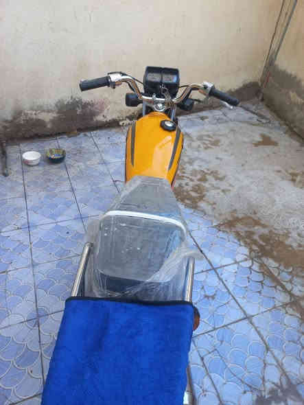 سلام عليكم نامه اصلي شلامجه مديل 2022 وكيله نوفل 
الدراجه مكفول من كلشي أوراق اصولي مكاني دوانيه حي الزيتون السعر 1150وبيه مجال لطبين رقم [***********] خاص ماكو
