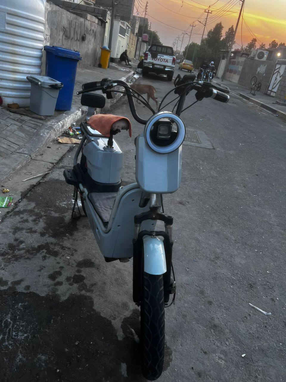 السلام عليكم
دراجه شحن شغاله تحتاج تبديل بطاريات
حاليا تمشي تشتغل بصمه فقط سويج عاطل ب125 المكان القبله حي الشهداء
***********

