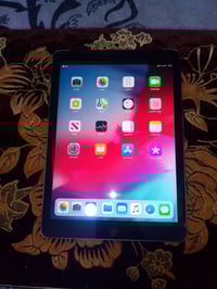 آيباد • مقفول • بالشريحة