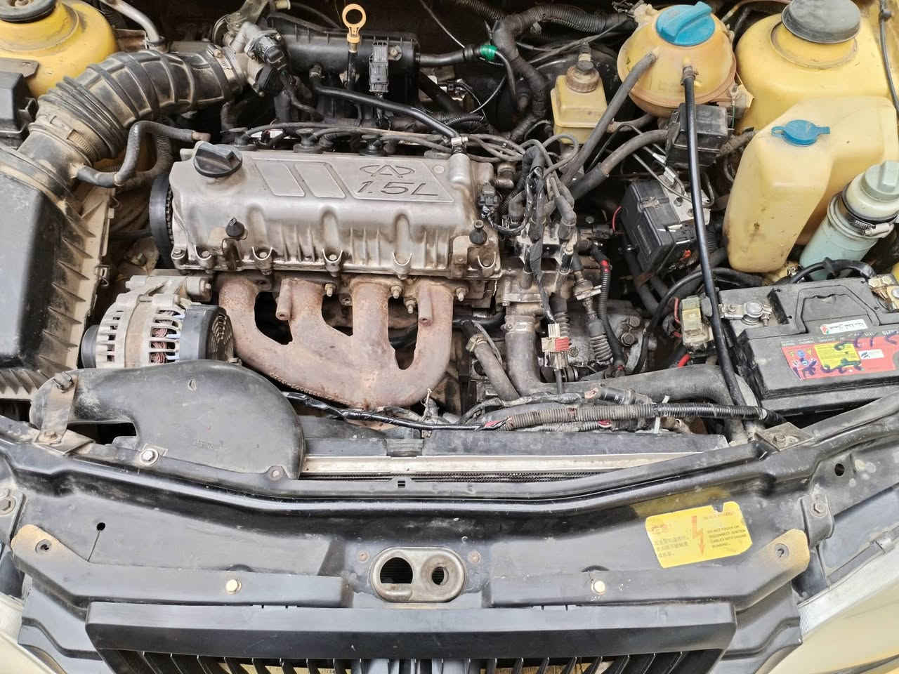 شيري كوين ٢٠١١ مكينة جديدة بسااتم سيفية كير جديد تبريد شغال غرفة جديدة مصفرة هيئة وغرامات تحويل ثاني يوم كهربائيات كلهة شغالة تخم تاير رايدهة ٢٦ وبيهة مجال مكانهة صليخ ***********
