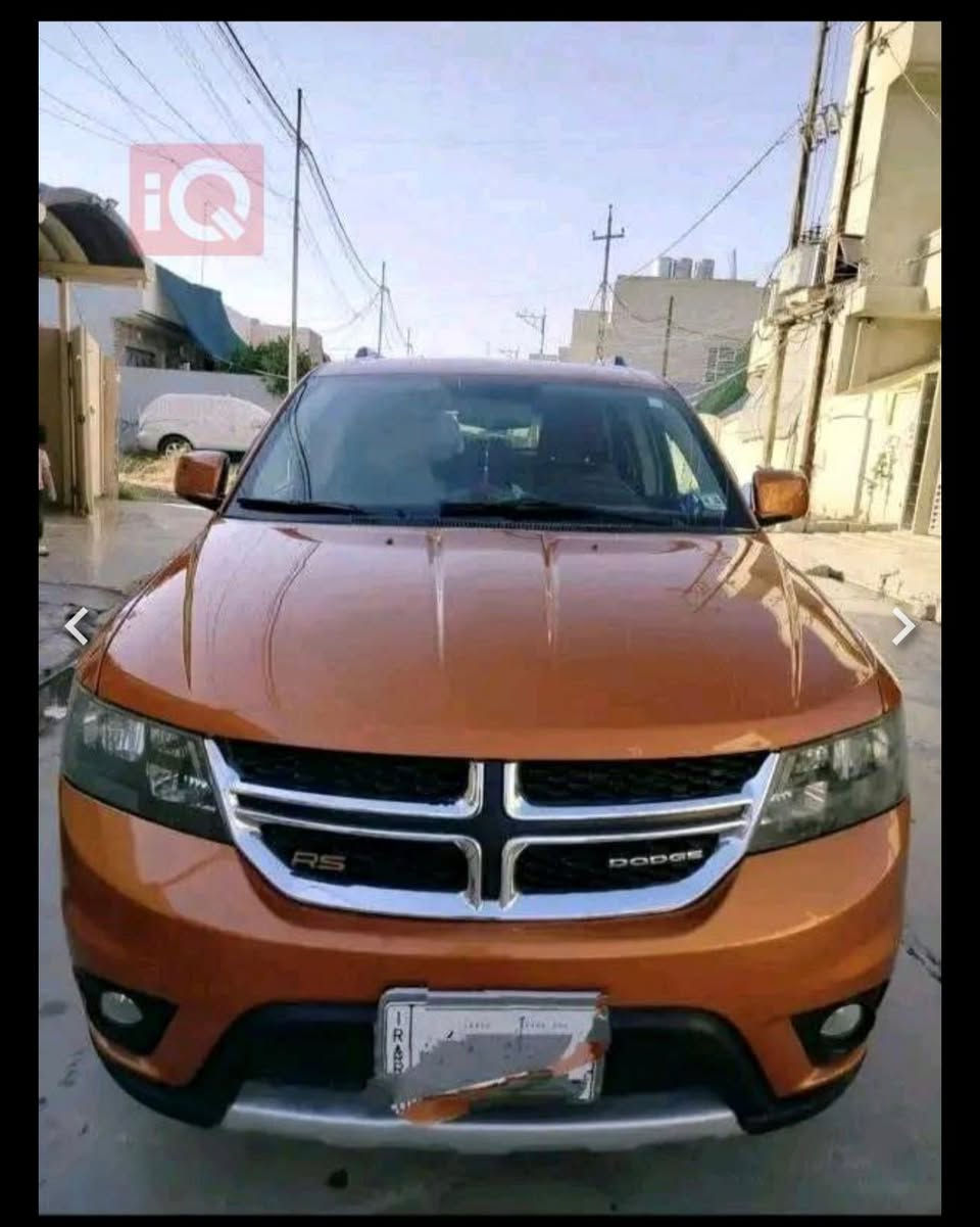 🚗 للبيع: دوج جورني 2011 (Dodge Journey)
​المواصفات والنظافة:
​المحرك: 6 سلندر (V6) قوي واقتصادي. مكينة جديدة 
​ناقل الحركة: أوتوماتيك.
​البدن (البودي): مكفولة من الصبغ تماماً (بدون صبغ).بدون بارد 
​الوضع القانوني: سنوية 2019، رقم نينوى (تحويل مضمون).
​الإضافات: متوفر معها كوبون بنزين.
​التفاصيل الإضافية:
📍 الموقع: الموصل - حي سومر.
💰 السعر: 115 ورقة (11,500$) قابل للتفاوض 
***********
0751794131
