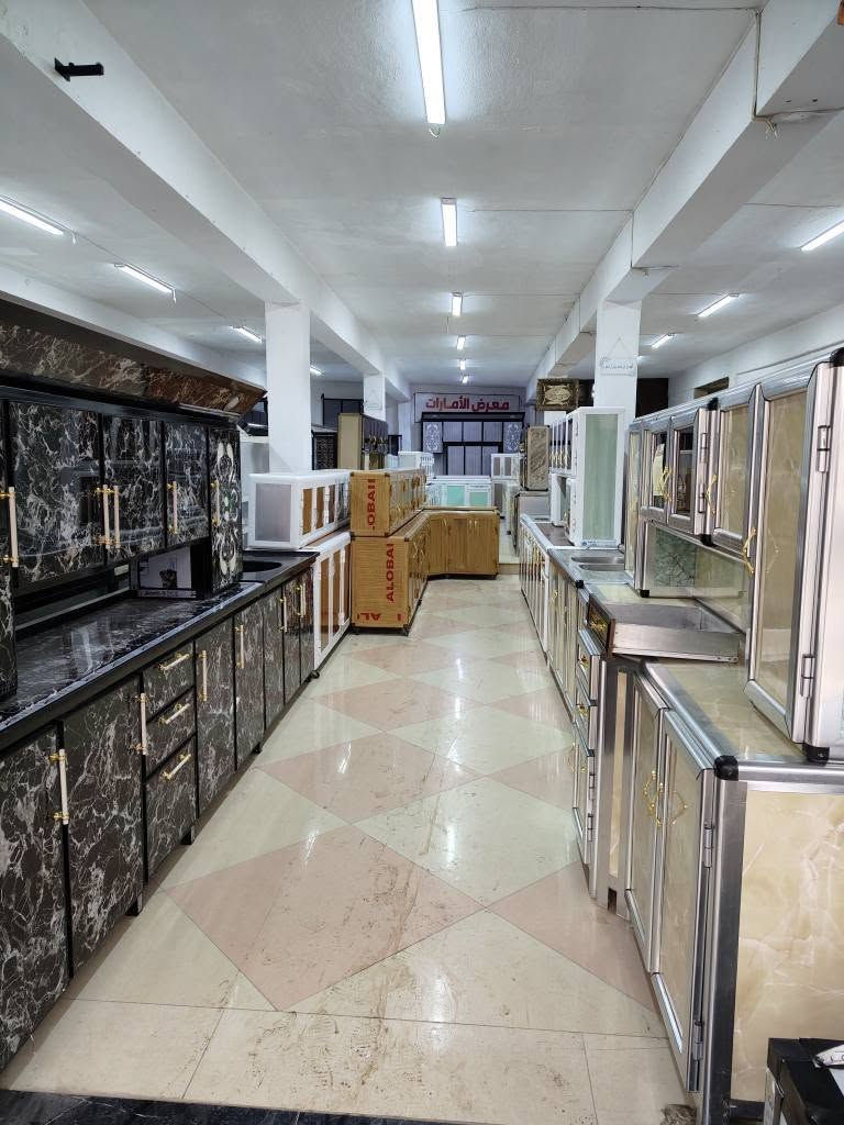 كاونترات المنيوم  شغل موصل 
العنوان موصل الجانب الأيمن شارع النبي شيت معرض الإمارات *********** واتساب 
*********** موصل, نينوى
