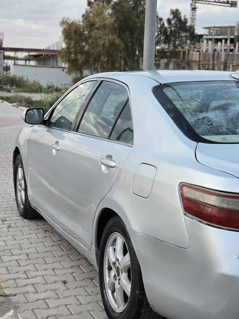 السلام عليكم... كامري موديل 2007 السياره صبغ حزام جديده ونضيفه ومناقصها شي تبريد تدفئه كله فول كير محرك كله مكفول العنوان ديالى بعقوبه السعر 85 او مراوس بالنتره مضلع صفره.
***********
