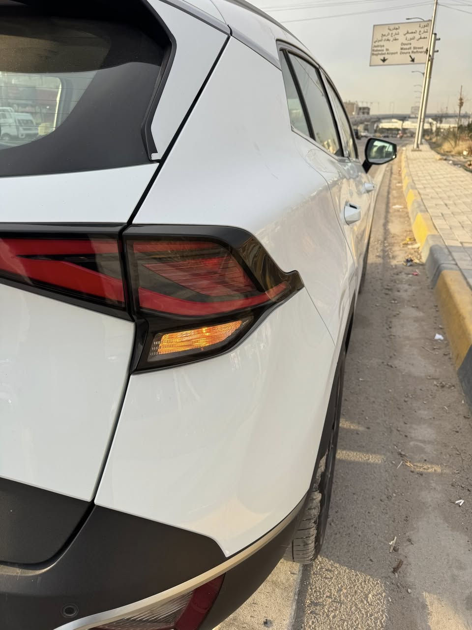 تحيه طيبه السلام عليكم ورحمة

كيا سبورتج 2024 خليجي ضمان الشركة الدولية

ماشيه8 ألف 

مكينة 2000 دوش 
المواصفات❗️
بصمه تشغيل 
بصمه ابواب 
ترحيب
شاشه كامره 
شفتات ستيرن
تحكم ستيرن 
اوتو هولد
حساس خلفي أمامي 
هندبريك بصمة
مقاعد كهرباء 2 
تدفىه كشنات 
مري شفط 
قيادة ذاتي 
ويل 20
لد خلفي 
لايت عدسه 
شاحن وإير لس 
رقم بغداد شرط تحويل مباشرة 
أي استفسار ***********
***********
المكان بغداد الدورة
