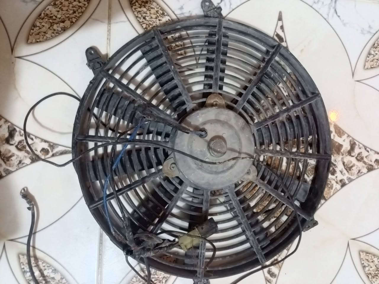مروحه تبريد نيسان شبوط اسعر ٥٠ الف ***********
