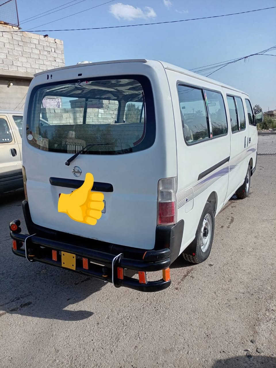 سلام عليكم نيسان يورفان للبيع مصبوغة جمالية حزام بيهة فقط طخة جوة القبق مال بانزين مودل 2008 سيارة داخل نضيف كشر حلومثل ما موضح رقم بابل نكليزي سعر 80بيهة مجال  سنوية 30 مكلف بل نشر هاذ رقم صاحب السيارة ***********
