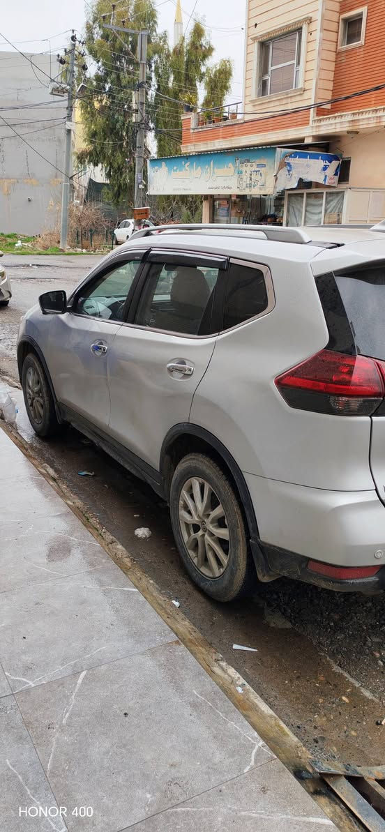 نيسان روج 2019 SV فول ماعدا الفتحة صبغ 2 قطعة ويوجد تعديل بارد ماشية 117944 هاتف *********** سعر 168ورقة تواجد دهوك
