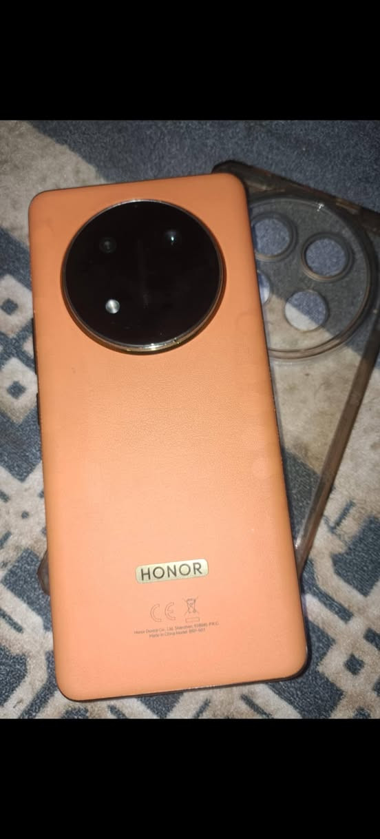هونر اكس تسعة سي ذاكرة 256 رام 12 
سعرة 265 مان بغداد سبع قصور
*********** بغداد, العراق
