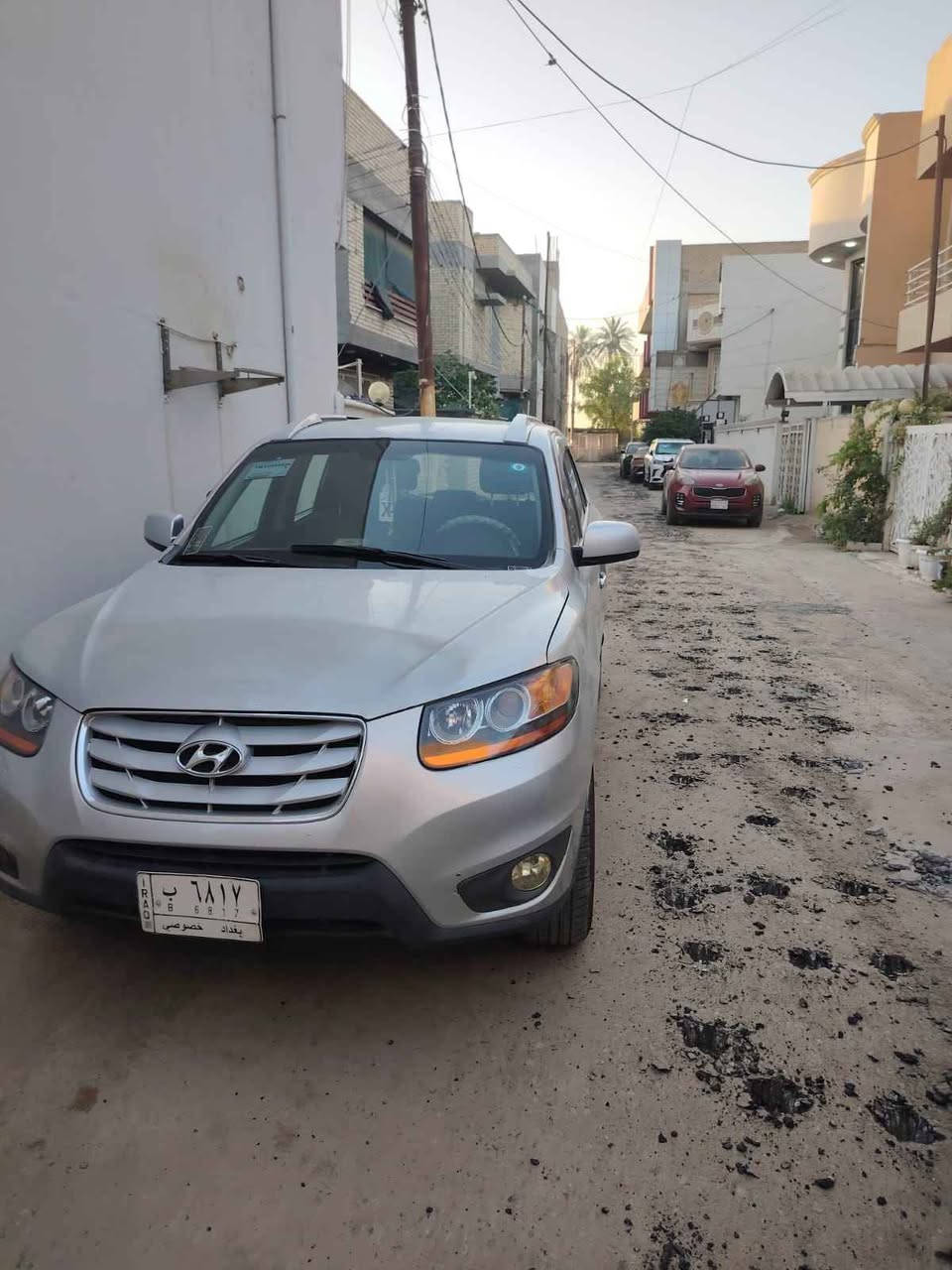 سنتافيا ٢٠١١ لون رصاصي 
ماشيه ١٢٠ ألف كيلو 
كير ومحرك نظيف جدا 
تبريد ثلج 
السيارة وارد أمريكي ضربتها الجاملغ الايمن ومصبوغه جماليه السياره السياره رقمها بغداد بأسمي تحويل ثاني يوم 
السيارة يحتاجلها فقد كماليات بسيطة 
للاتصال *********** حلة, بابل
