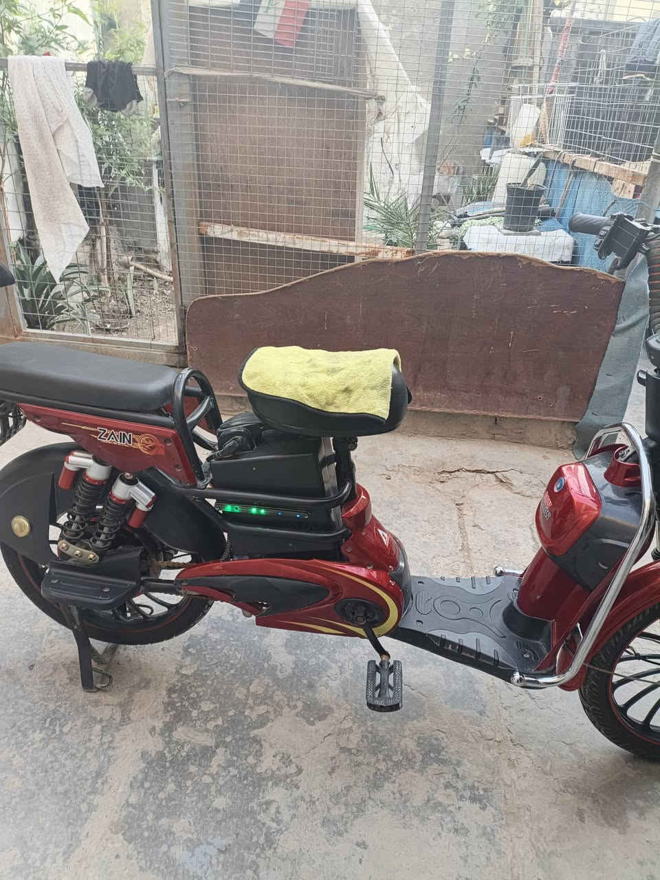 دراجه شحن اخت الجديده السعر 500 وبيه مجال قليل 0781770246 مكان دوانيه  حي العسكري 3


**إذا كنت صاحب هذا الإعلان وتريد حذفه لأي سبب، رجاءا أرسل رسالة إلى الدعم الفني**