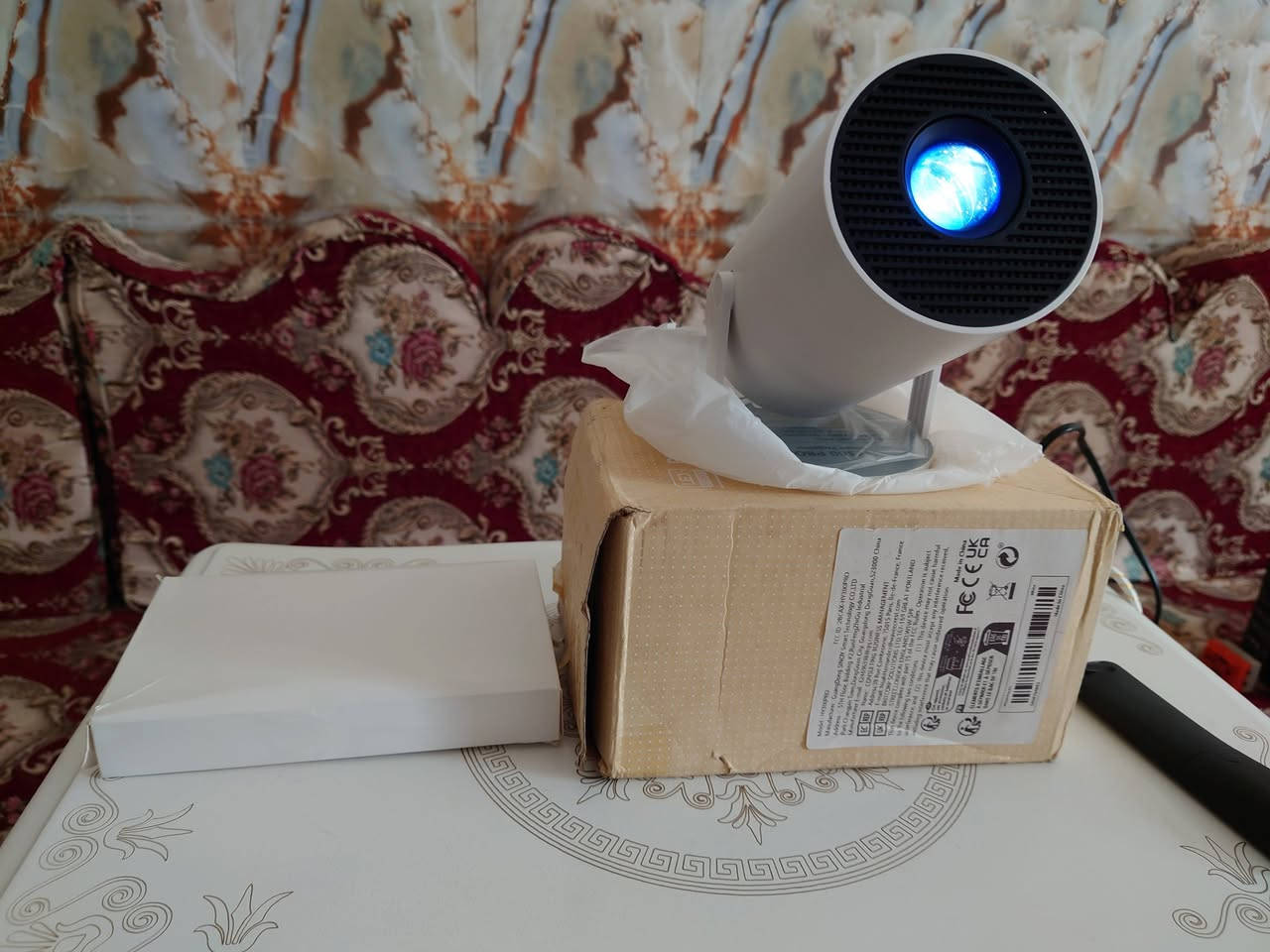 📽️🔥 داتاشو HY300 Pro متوفر الآن 🔥📽️
💰 السعر: 40,000 دينار فقط
✅ نظام Android 11 ✅ معالج Allwinner H713 رباعي النواة ✅ دقة أصلية HD 720P (1280×720) ✅ يدعم تشغيل محتوى 4K ✅ سطوع 260 ANSI Lumens ✅ Wi-Fi 6 ✅ Bluetooth 5.0 ✅ تصحيح تلقائي للصورة (Auto Keystone) ✅ تدوير 180° ✅ حجم عرض من 40 إلى 200 بوصة ✅ منافذ HDMI و USB ✅ سماعة مدمجة
🎬 استمتع بالأفلام والمسلسلات على شاشة كبيرة ⚽ تابع المباريات بجودة ممتازة 🎮 مناسب للألعاب والترفيه المنزلي
📩 للحجز والاستفسار مراسلتنا على الخاص.
واتساب: ***********
