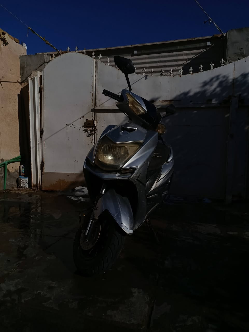 سلام عليكم دراجة سكنس للبيع شغالة كهربائيات شغالة تشتغل سلف وهندر بيهة صوت بل كلج الامامي
سلام عليكم دراجة سكنس للبيع شغالة كهربائيات شغالة تشتغل سلف وهندر بيهة صوت بل كلج الامامي 
السعر:175 وبيها مجال 
المكان: ديوانية فرات علة طريق السنية السياحي 
الرقم:***********
