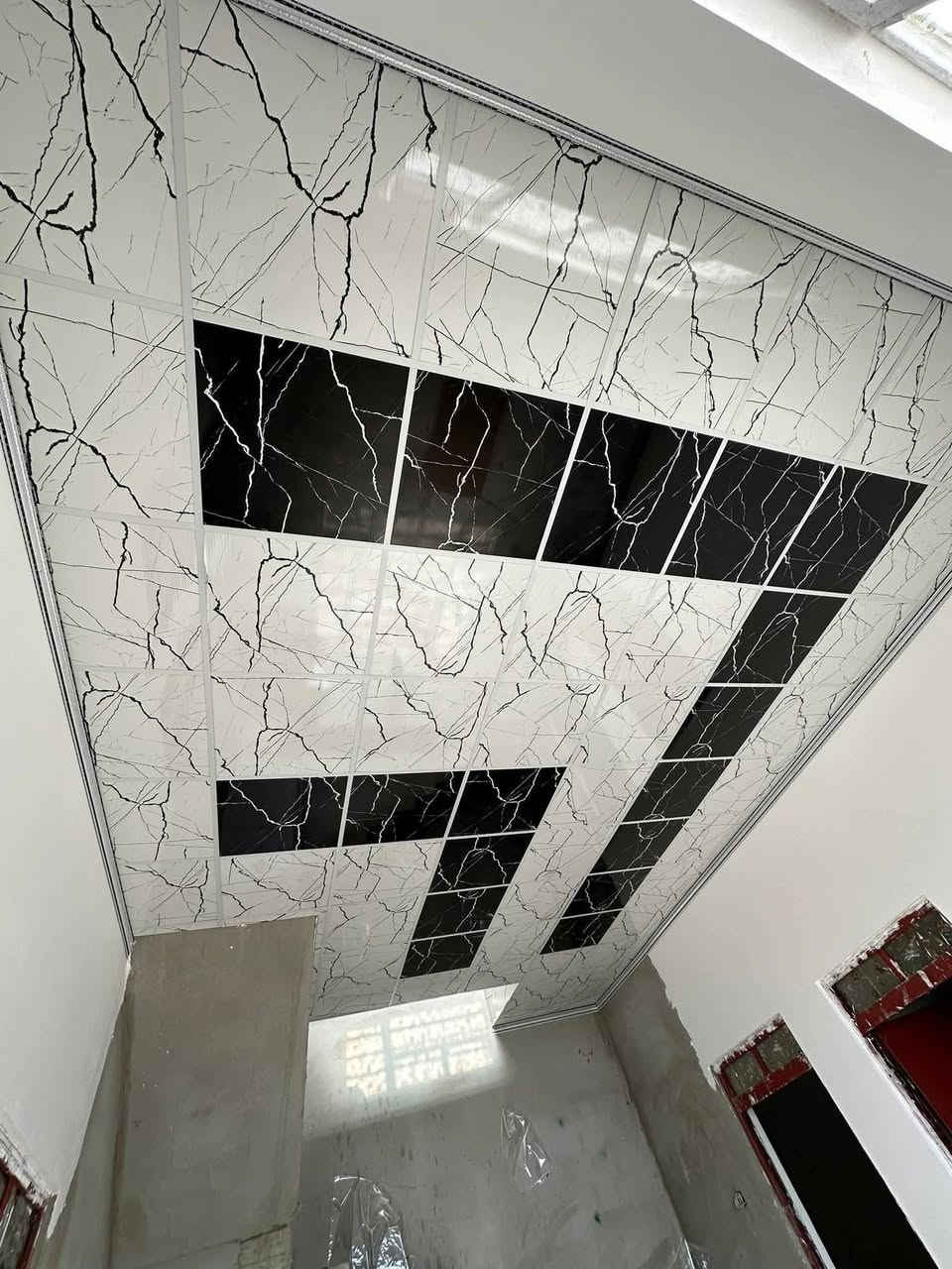 | أعمال الديكور
🔹 خلفة ديكور لجميع أعمال الديكور 🔹

✔️ تنفيذ جميع أعمال الديكور:
• سقف جبس بورد
• أشرطة جدارية
• بديل الخشب
• بديل الرخام
• سقف مربعات

✨ عمل متقن وتصاميم عصرية تناسب جميع المنازل والمحلات.

📞 للحجز والاستفسار:
***********
