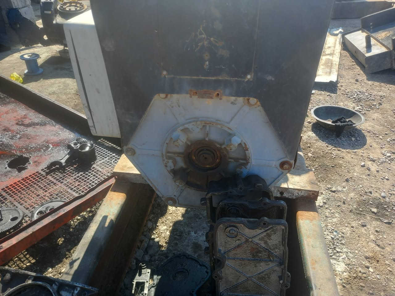 السلام عليكم للبيع سكانيا دي اس لاصرف لا بخار جاهز وشغال ٢٥٠كي في تك بولبرن شاصي عالي مكان بغداد ابو غريب للاتصال ***********او ***********
