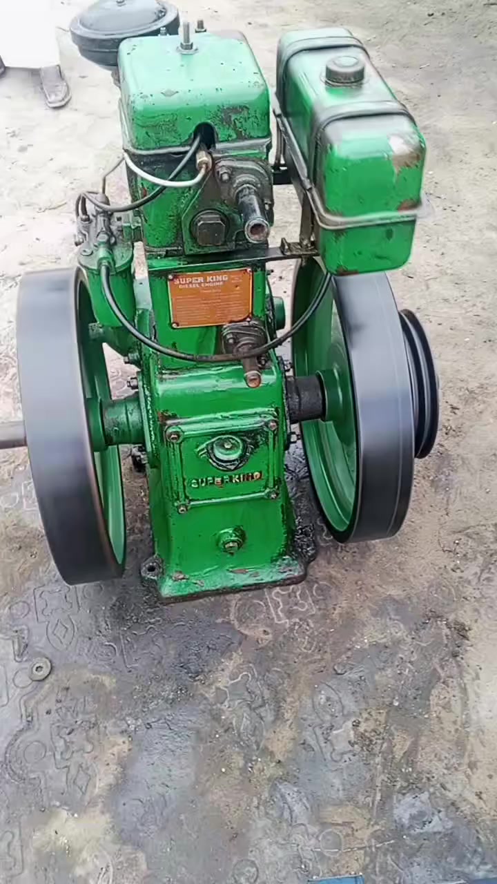 سلام عليكم لستر 8ح مامفتوح اخو جديد مع راس توليد 7/5كيفي 34امبير شرط نحاس مكان بابل الشوملي السعر 850وبيه مجال ***********او***********
