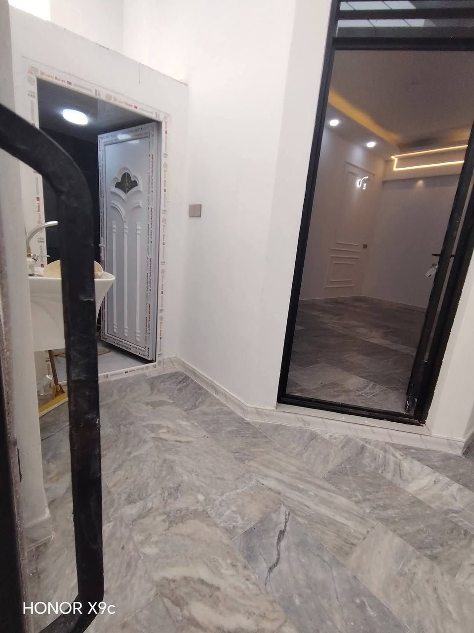 بيت للبيع مساحه ١٠٠ متر طابو صرف
حي ميسان قطاع ١٥ على مشتل موقع مميز

حديث درجة أولى فول مواصفات

طابقين صب كونكريت وطابوك نهروان

الطابق الاول غرفه وصاله ومطبخ وستقبال

وصحيات داخليه وخارجيه ومكشوفات

الطابق الثاني غرفه وصاله وصحيات

عنوان المكتب حي ميسان شارع الكيات قبل تقاطع شارع بوريات ( مكتب الخالدي للعقار )

استفسار اكثر او الاتصال

*********** يوجد واتساب

*********** يوجد واتساب

ادخل على الرابط التالي واطلع على عروض حي ميسان

https://www.facebook.com/groups/392370572858358/?ref=share_group_link
