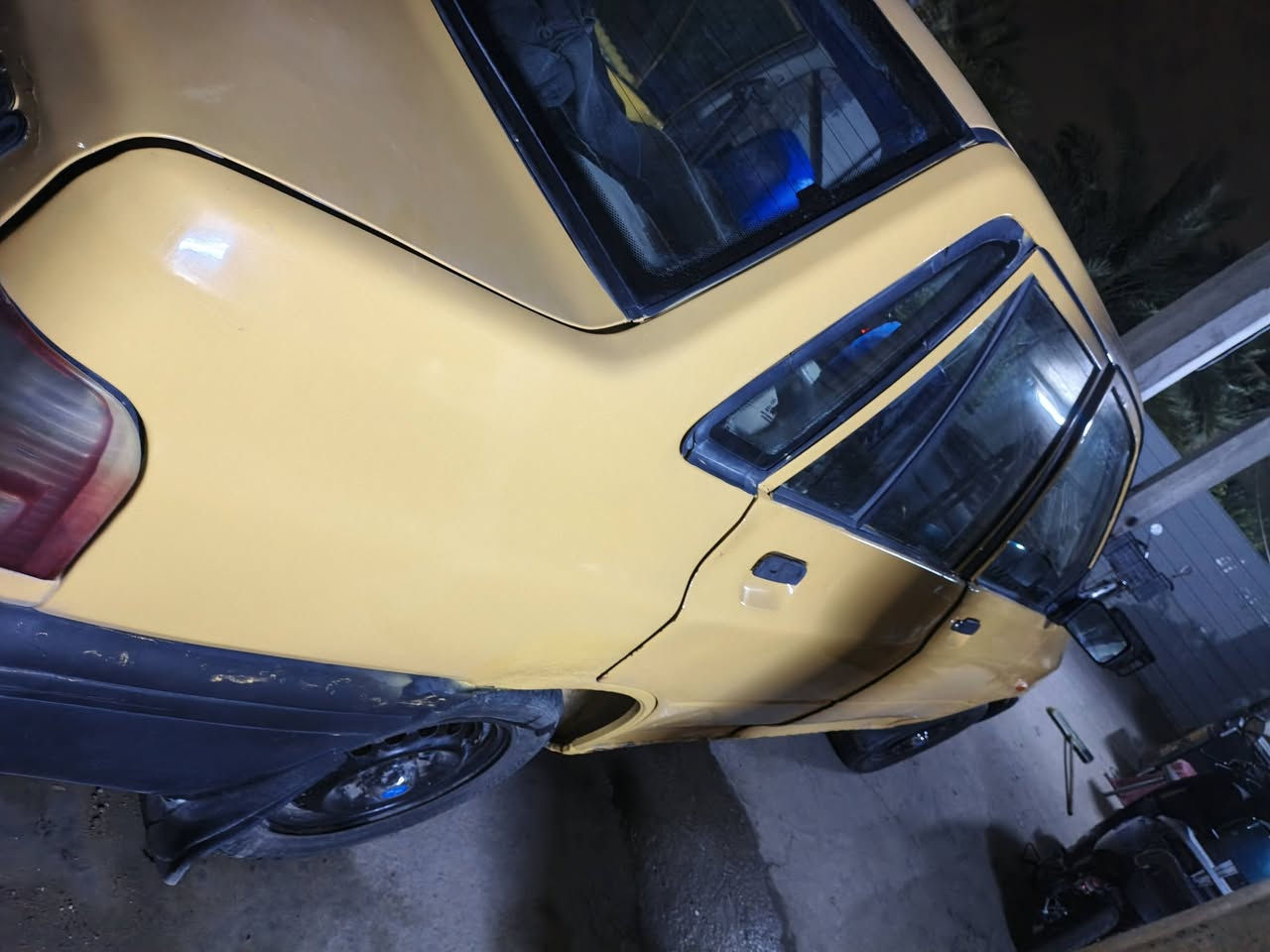 السلام عليكم سايبه موديل 11 سياره كامله من كلشي محرك جديد كير جديد تايرات تخم تاير شواصي معمره جديد كهربائيات كلها جديده سياره تخم سماعات سياره مذب عليها ربع سعر 23وبيها مجال ***********
