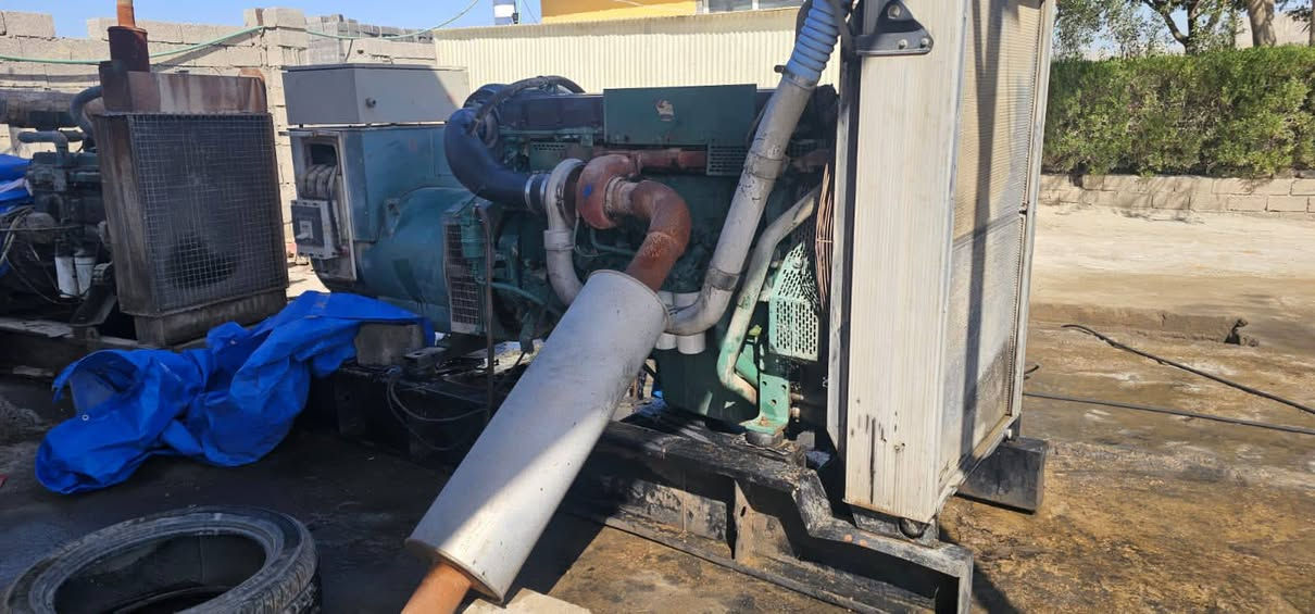 فالفو دي ١٦ حجم ٤١اوربي مكفول ابشط الحمل قطعتين موجود نضافه فول ٦٠٠ك ابشرط اوربيات لا صرف ولا تبخير اسعار أن شاء الله ترضيك 
077-009-01163
078-122-47651
075-110-2651
