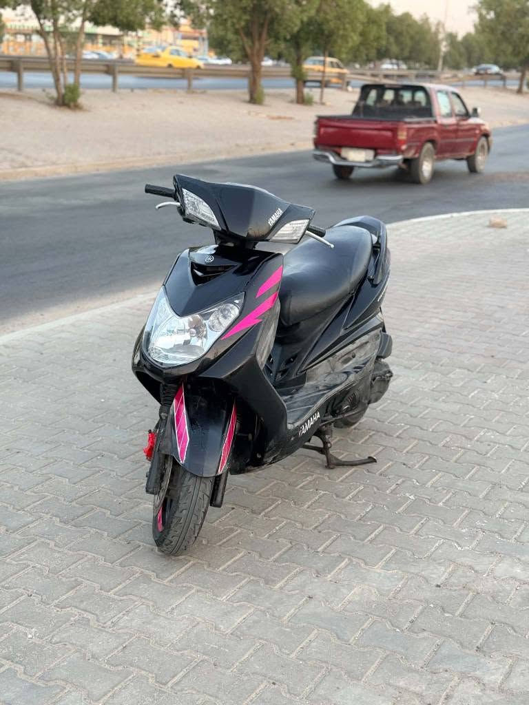 السلام عليكم 
سكنس فحل كابريتر الدراجه بلاديه كلها شغاله كهربائيات ومكينه كله تمام مكاني بالغزاليه 
سعرها 550 
رقمي *********** بغداد, العراق
