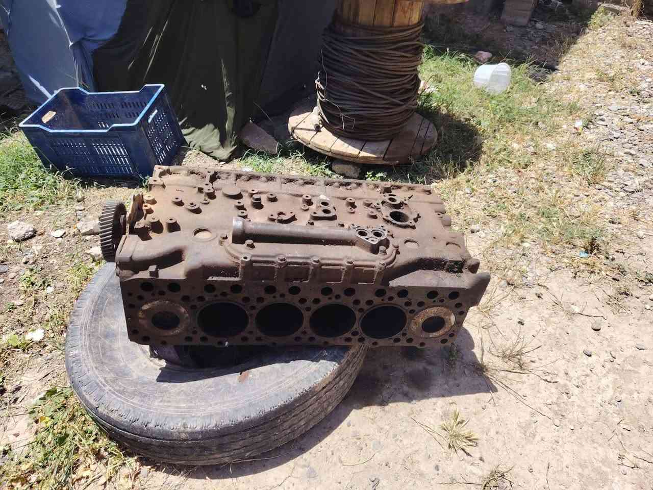 نص محرك نيسان ٩٢
كرنك ستندر أتصل وتدلل 
***********

