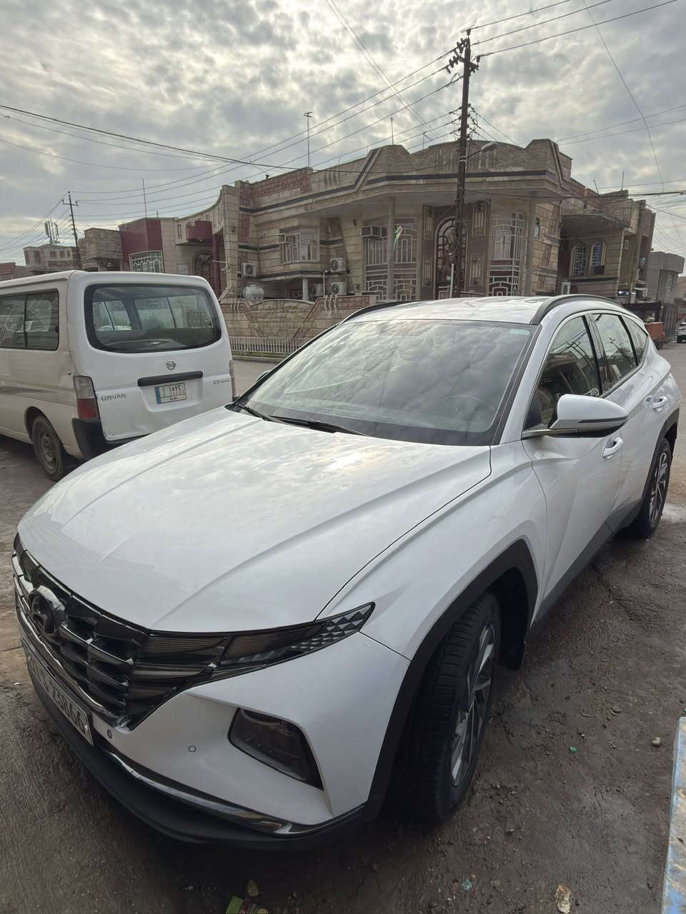 السلام عليكم
توسان موديل 2023 خليجي
ماشيه29كم مواصفات ماعدا البانوراما
تشغيل عن بعد
بيه طخه صغيره بالصندوق
السعر 225$البلديات
***********
