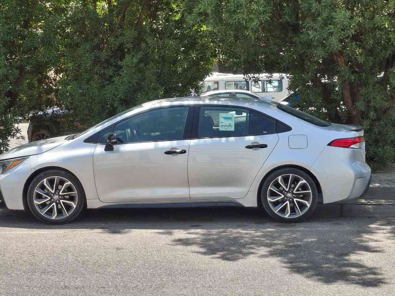 السلام عليكم
كورلا se 2020 للبيع
حادث جاملغ وبنيد بدون دواخل
محرك 2000
تحكم ستيرن
شفتات سرعة
داخل مخمل
سايد بريك اوتو
لايتات زنون
اشاير مري
رقم اربيل الجديد
السيارة باسمي
موقع بغداد الدورة
السعر 133 وبيهة مجال ***********
