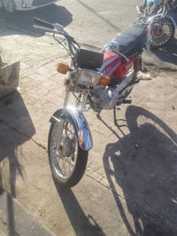 للبيع نامه 2023 محرك بلادي ممفتوح دراجه نضيفه اوراق بدون كمرك  0773396...