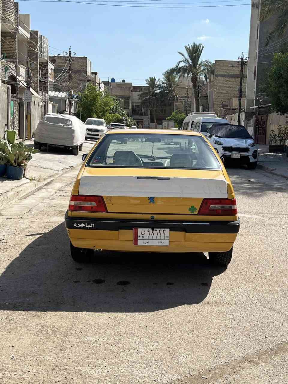 السلام عليكم بيجو اكد 2016 مكفوله من الضربه و التبديل و الصبغ و البارد تبريدها ما شاء الله ثلج صدر امامي خلفي جديد لا تبخير لا تنقيص السياره بيها كم رصعه على ايدي من الشركه والحد لان مدوشمه كاعيه جلد و كاعيات سفاري و دوشمه عامه السياره على وضع الشركه لا جطل ولا واير زنون عالي تشغل وتطلع لشارع ربع متذب عليها بيها فقط اخياسات جوه جاملغات خفيفات معروف ع ايراني 
مكاني بغداد حي اور 
سعرها 45 وبيها مجال 💵
رقمي *********** متوفر واتساب 
مصفره هيئه و غرامات
