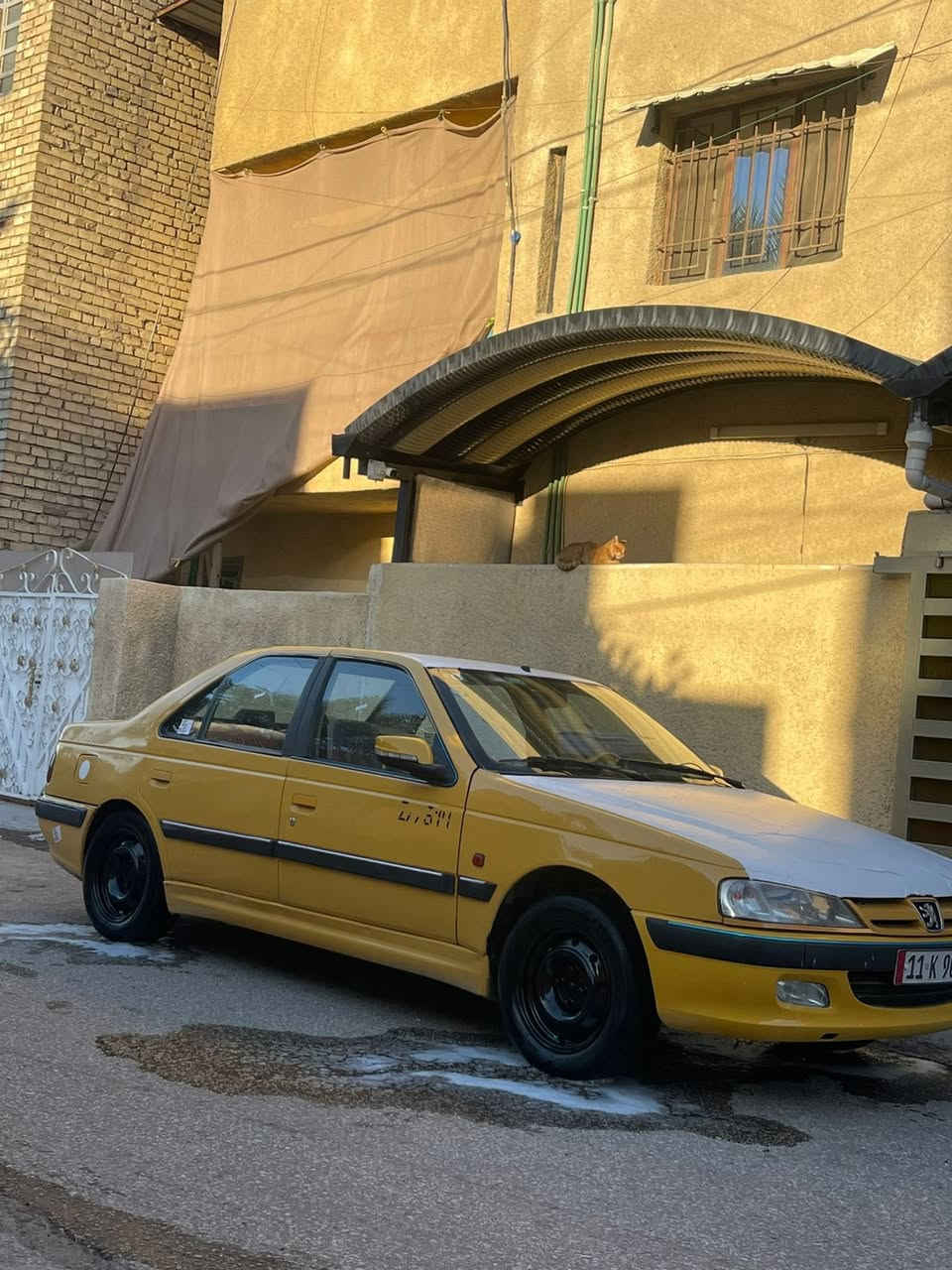 السلام عليكم بارص 2015 للبيع
كير مكينة مكفولات تبريد تدفئة كهربائية كلها شغاله

صدر امامي خلفي جديد تخم تایر جواها جدید

مصفره هيئه وغرامات تحويل شرط العقد المروري

سیاره مال جني مامتعوبه

بيها هلالات فقط وباقي سياره بلاد مكاني بغداد جسر دياله الجديد الكرغوليه سعره ٤٣ /‭.   ٠٧٧١ ١٨٦ ٢٨٠٩‬
