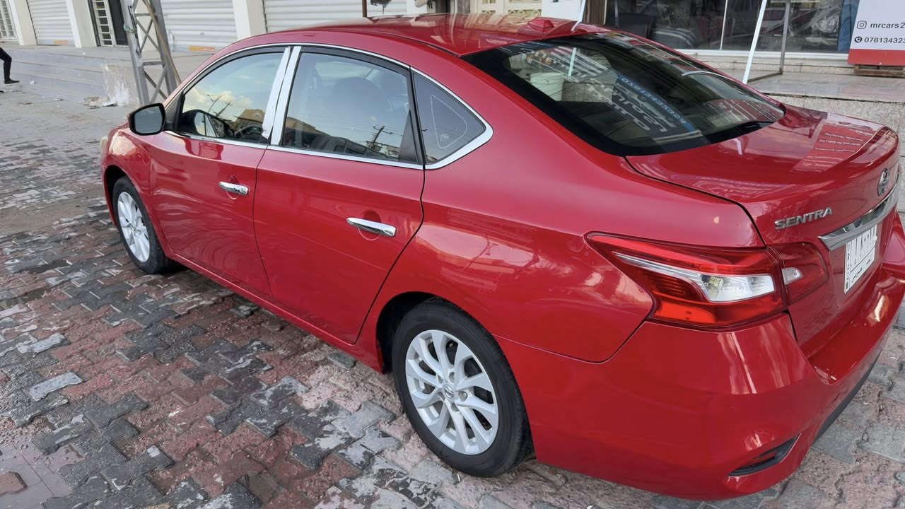 سلام عليكم : 

نيسان سنترا وارد امريكي 2018 sv 
مواصفاتها معروفه سياره نضيفه مثل ما تشوفون ضررها جاملغ خلفي بدون ايرباك ماشيه 89الفً ميل

للاستفسار ***********
