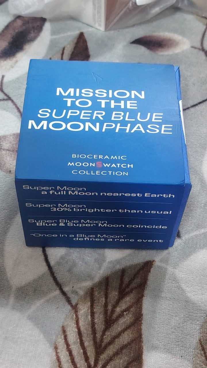 ساعة اوميكا-سووج Super Blue) نسخة درجة أولى) كانها اصلية
الموديل: Mission to the Super Blue Moonphase.
​الحالة: جديدة (بالعلبة والكتيبات).
​المواصفات: نسخة High Copy متقنة جداً، اللون الأزرق المميز، شكل المينا والكرونوغراف مطابق للأصلي.
​الملحقات: العلبة الأصلية مع كامل الكتيبات.
​السعر: 110,000 دينار (قابل للتفاوض البسيط).
المكان: بغداد (الكرخ).
للتواصل: واتساب [*********** ].
