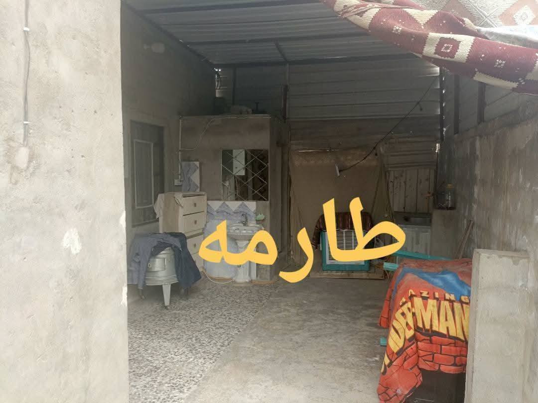 دار البيع م 120متر
خلف مجمع جوهرت العرب مال ميسان 
قرب متنزه جنات الكوفه طريق الزوار 
غرفة وصاله واستقبال السعر 20 للاستفسار للاتصال ***********
